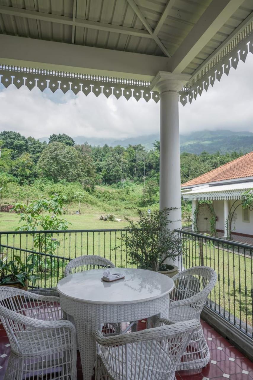 Kaliandra Resort & Organic Farm Dayu Buitenkant foto